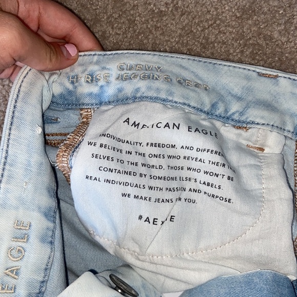 American Eagle Curvey High-Waisted Jegging - Picture 5 of 6